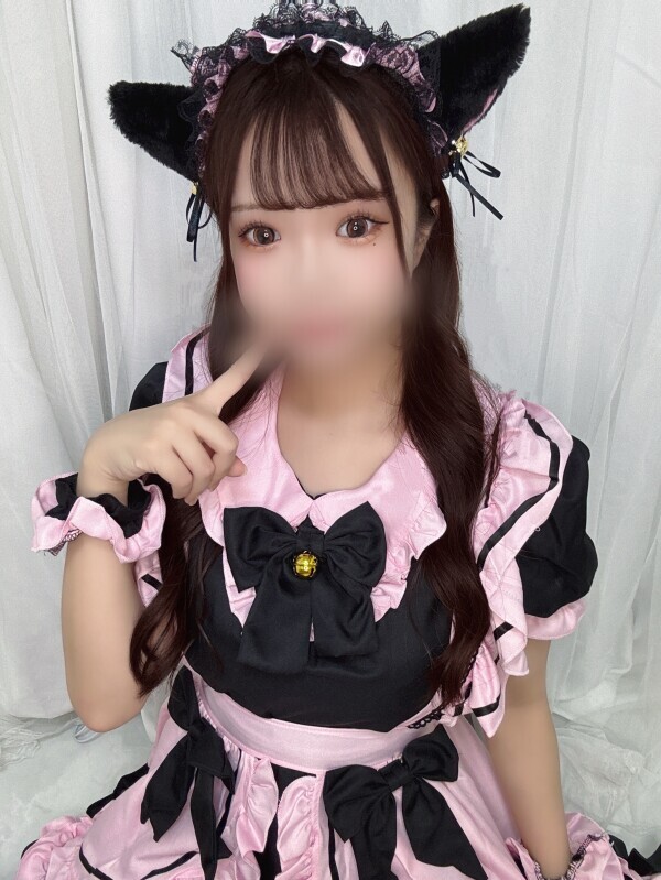 今日抱けるメイド♡⬇️