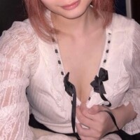 ゆりな
