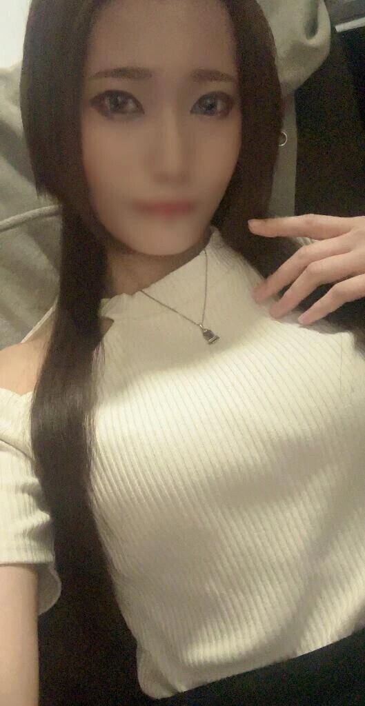 お誘いお待ちしてますっ