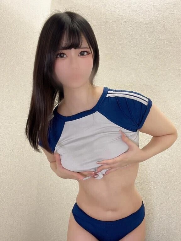 揺れるものに人は目が行く