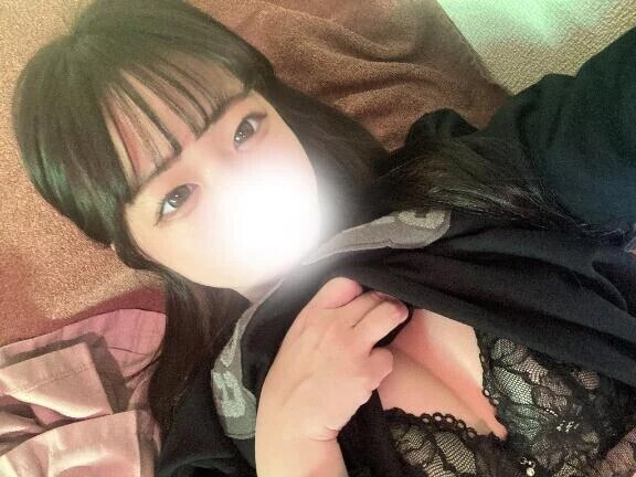 ♡服の下から出てくる…アレ♡
