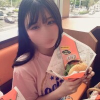 もぐもぐ