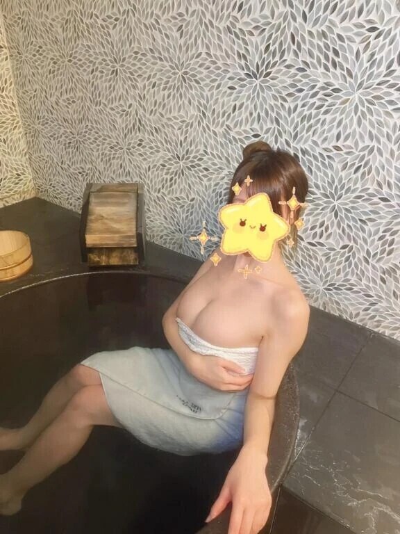 岩盤浴でS◯◯