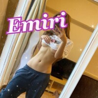 星沢エミリ