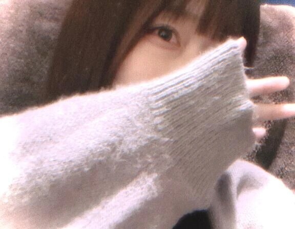 ちらっ👀💕