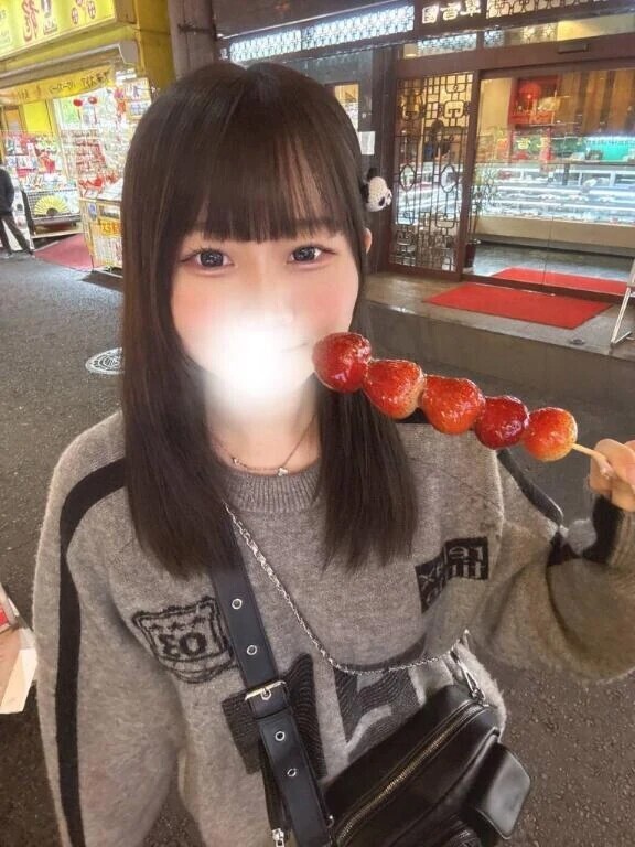 お部屋をちょっと暗くして、待ってます…🌙✨