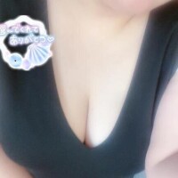 片倉なな