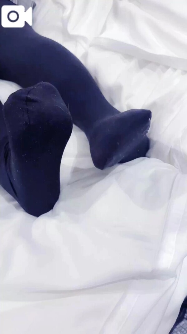 タイツ足先フェチ動画♡
