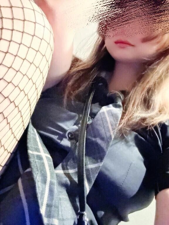 本日12時～17時出勤です♥