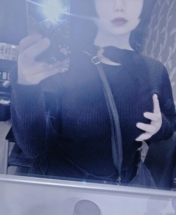 明日【10時～12時】出勤です🩶