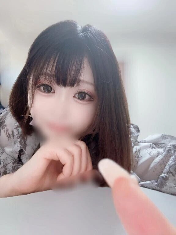 出勤してるよ〜🍒