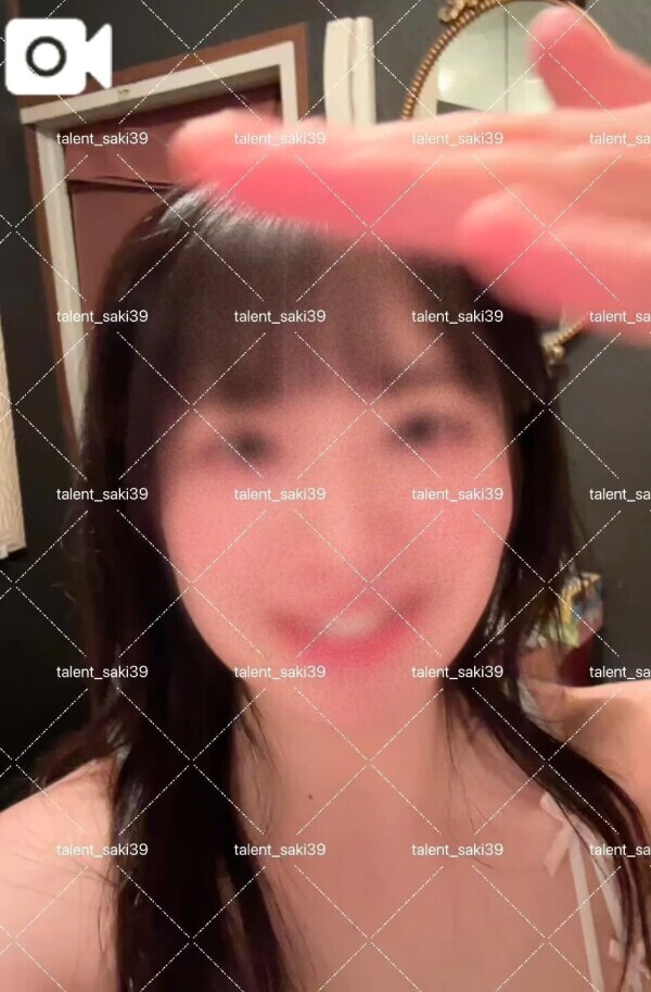 🎤音あり   金曜日ラストスパート、お仕事頑張る貴方をさきちゃんがヨシヨシする動画