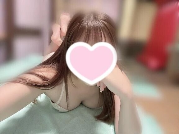 布団の誘惑🛏️いおりを起こしに来て🥺💞