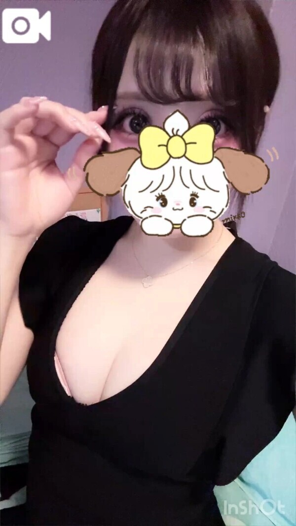 ヽ(￣д￣;)ノ=3=3=3動画です🩷