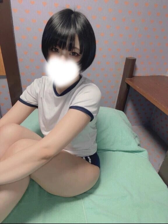 脱がせに来て？