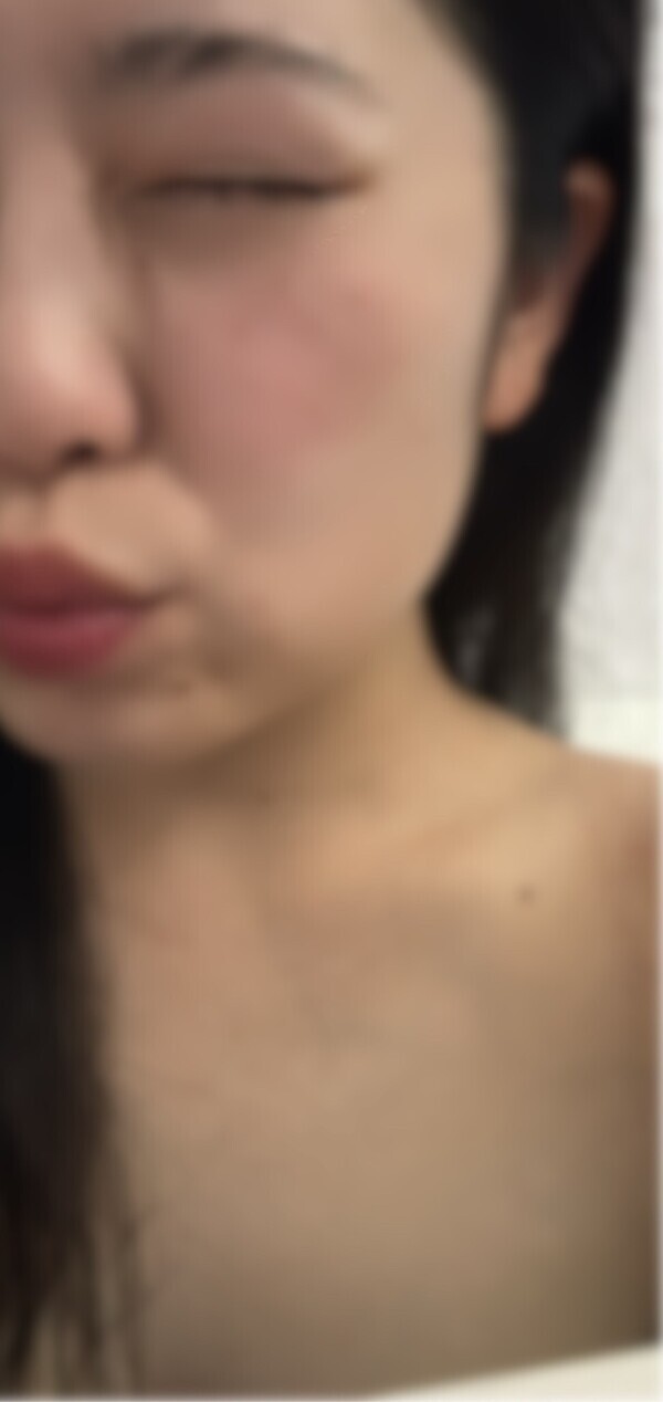 待ってるよーん♡