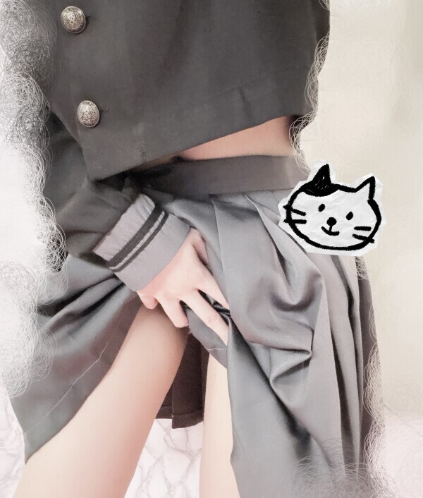 ちらっ