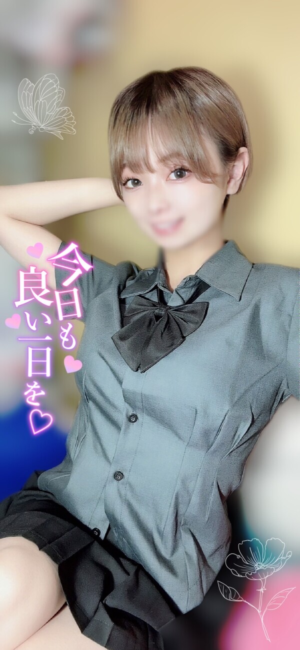 三連休まんなか☘10-15時でお待ちしてます😊