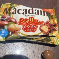 ゆりな