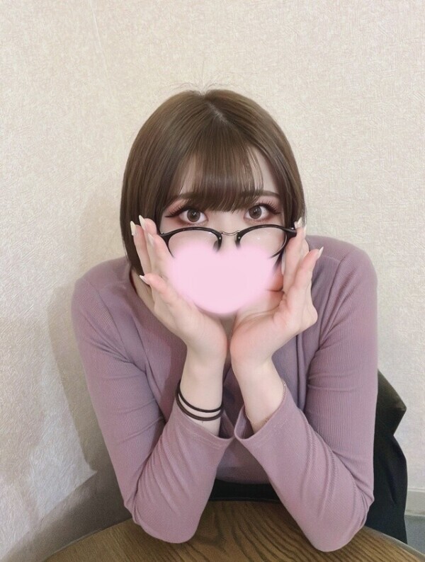 メガネ女子どうですか？♡