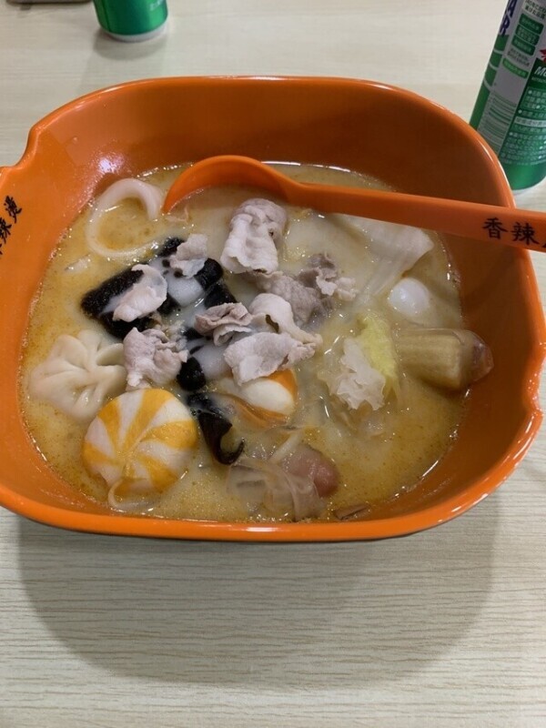 初 麻辣湯😋🍴🤍゛