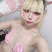 こんなに可愛くてスタイルのいい子とイチャイチャ出来るのは今だけ?