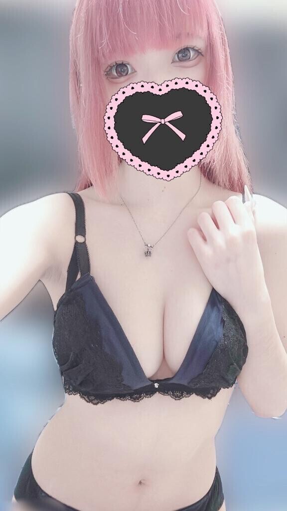 おひさ(´°v°)/
