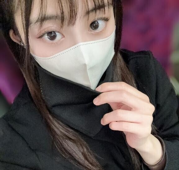 お休み中??