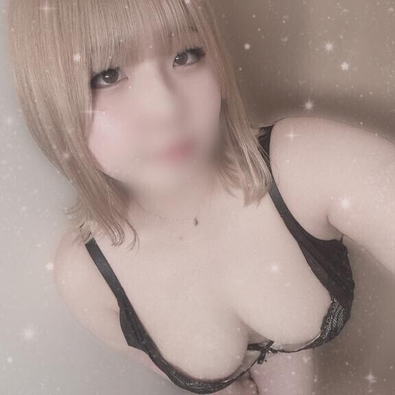 なんで…