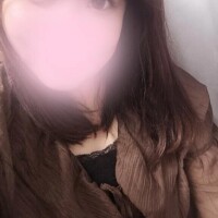 せりな