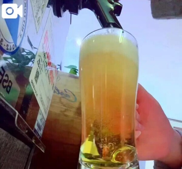 😋ホテルで🍺