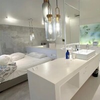 この部屋は....？