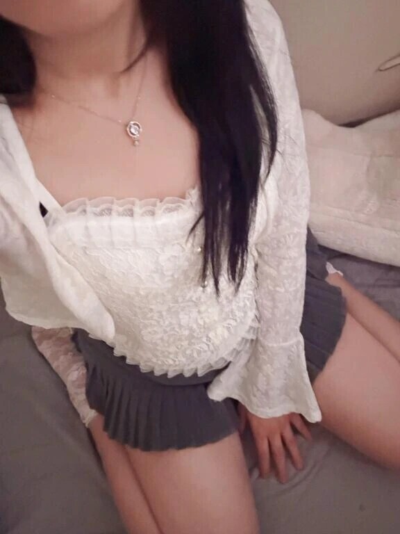 ちょっぴり甘めコーデ♡