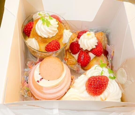いちごスイーツは見た目がかわゆい🍓