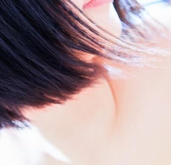 髪を〜切って〜きま〜す✂️