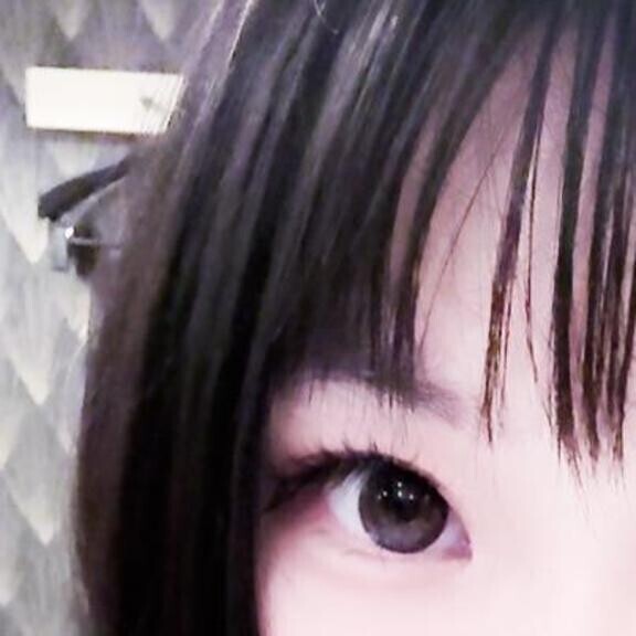 ちょっと吊り目だったかも