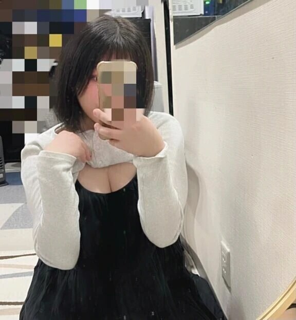 お昼間から大洪水？🐳