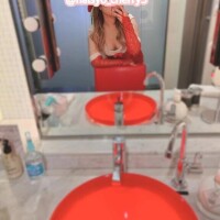 スーツ姿に濡れちゃう