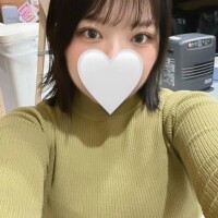 おっぱい強調ピチピチニット！