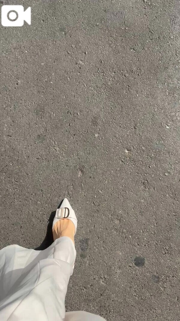 トコトコ(((((*´･ω･)ﾄｺﾄｺ