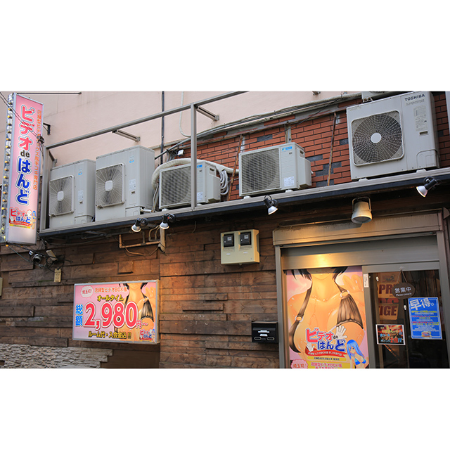 JR西川口駅の西口から徒歩２分に当店はあります。通り沿いに看板があるのが目印です。
