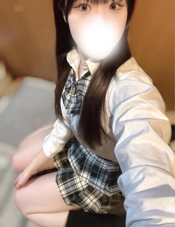出勤♡今日は新しい制服です🎀