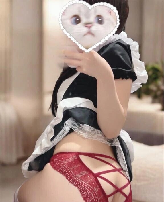メイドさんにご奉仕される？それとも…🤫
