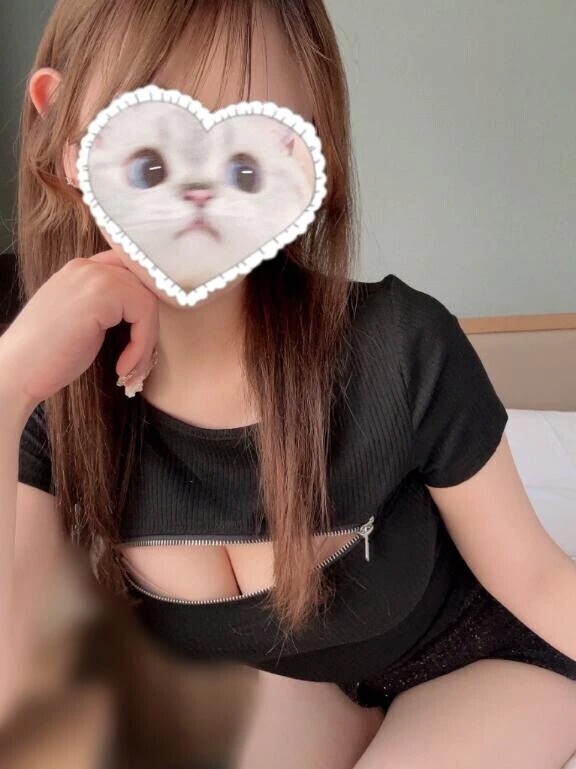 あなたの巨乳はどこから❔