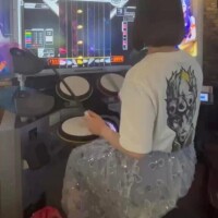 ゴールド・エクスペリエンス！！