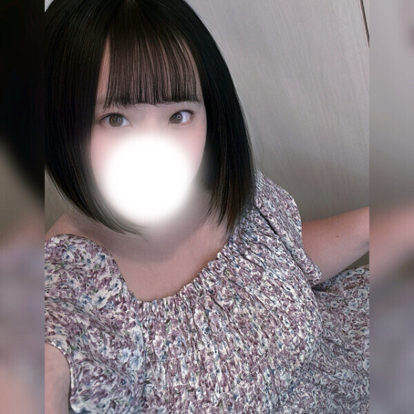 久しぶりのお昼出勤☀️🤍14時からいますっ♡