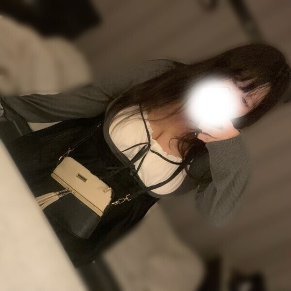 大人しそうって言われるけど……ᰔᩚ