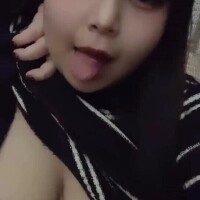すぐ服めくりがち🤭🤭💭