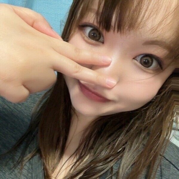 本日、午後四時から出勤致します！！