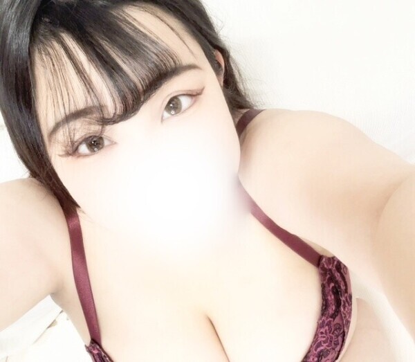 ‎🤍抱いて欲しいナ…///